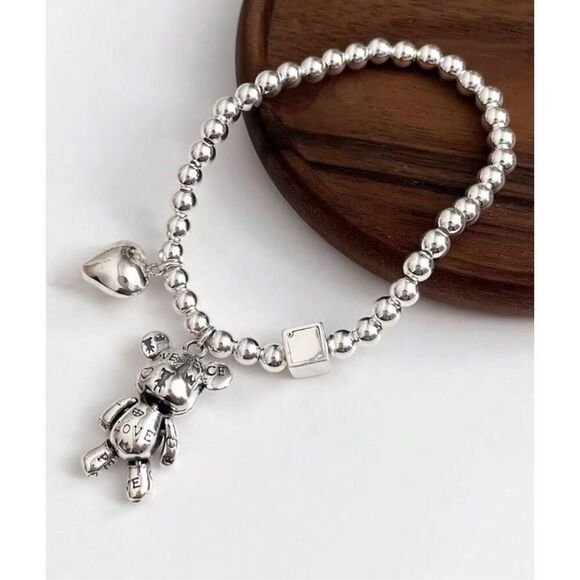Teddy Bear Heart Bracelet - Picture 6 of 8